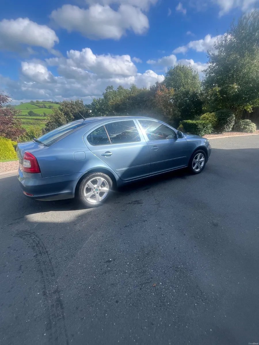 Skoda Octavia 2011 - Image 5