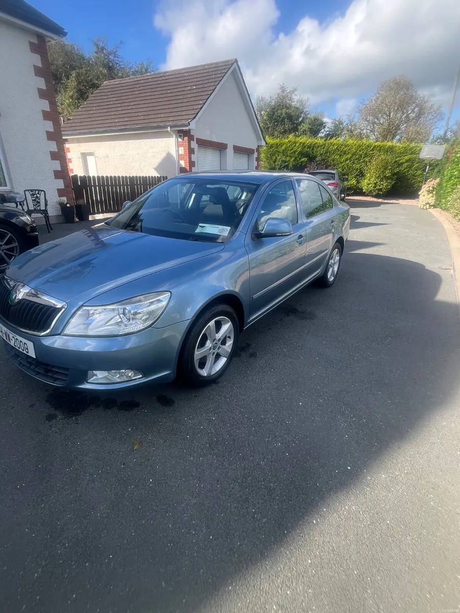2011 Skoda Octavia Elegance 1.6 TDI 105BHP - Image 1