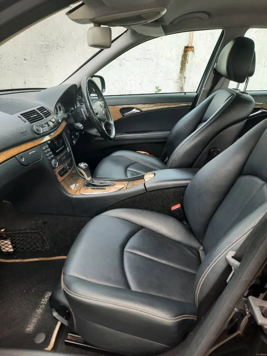Car - Image 4