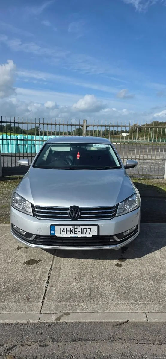 Volkswagen Passat 2014 - Image 5