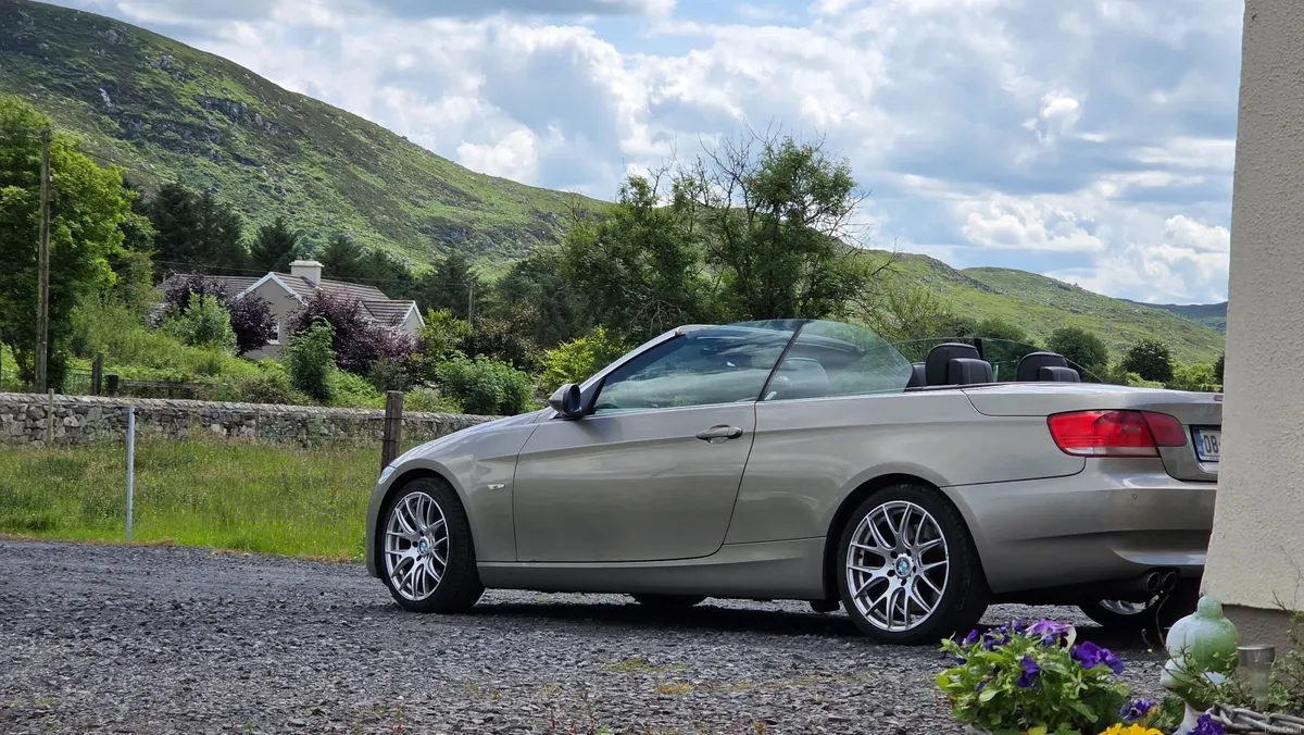 BMW 3-Series 2008 - Image 1
