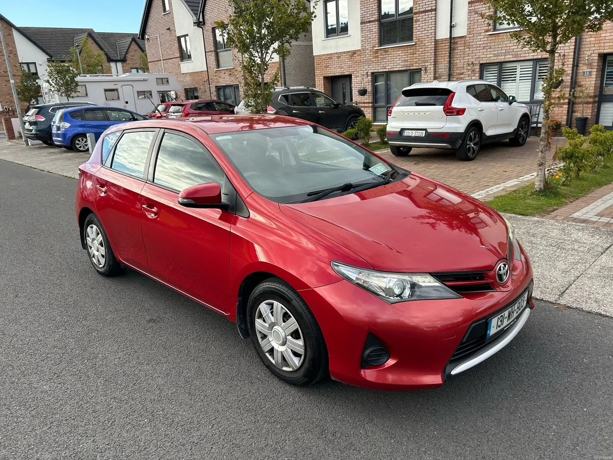 131 TOYOTA AURIS  1.4 D4D TERRA  €4,950 NCT 08-27 - Image 1