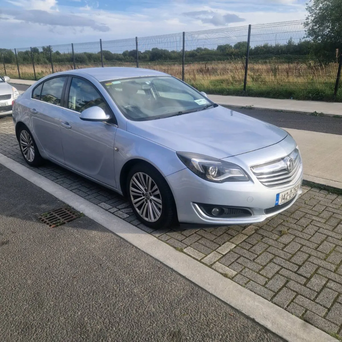 Vauxhall insignia 2014 new nct /tax - Image 1