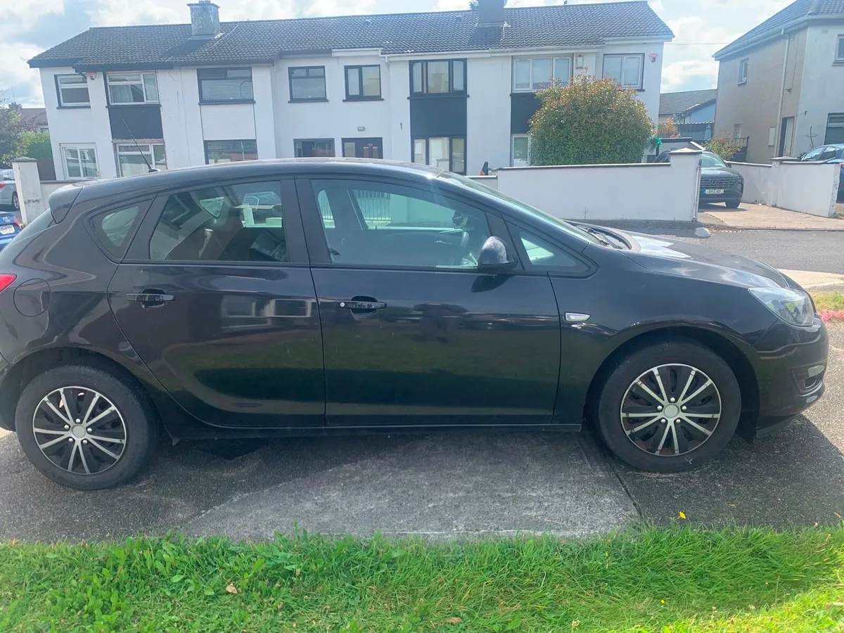 Opel Astra - Image 5