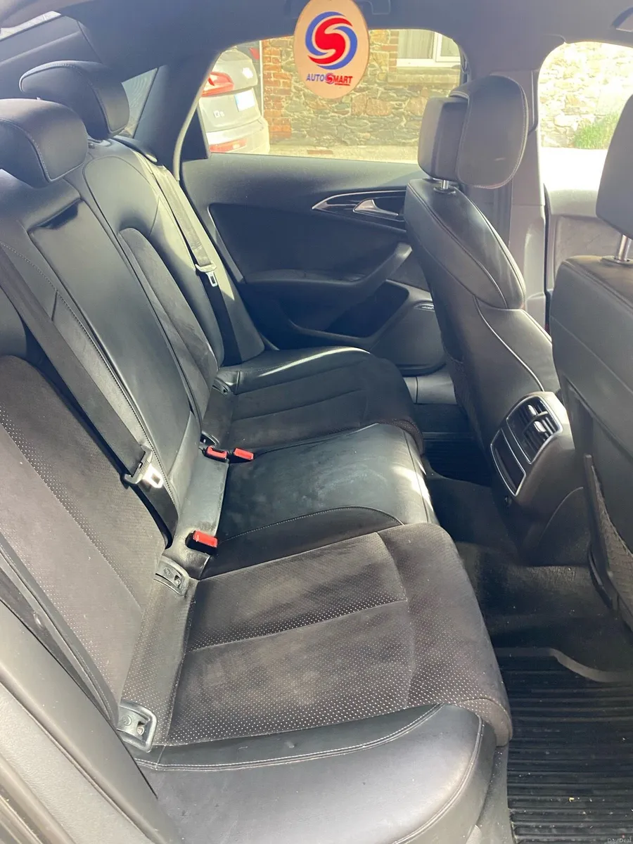 132 Audi A6 S Line Black Edition - Image 4