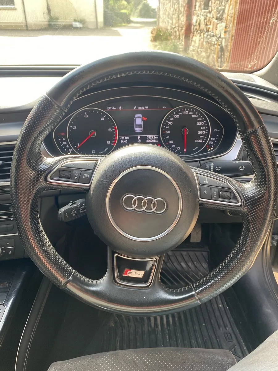 132 Audi A6 S Line Black Edition - Image 5