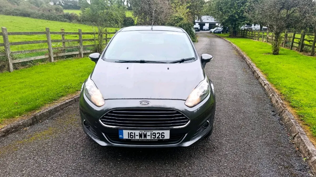 2016 Ford Fiesta Zetec Petrol - Image 2