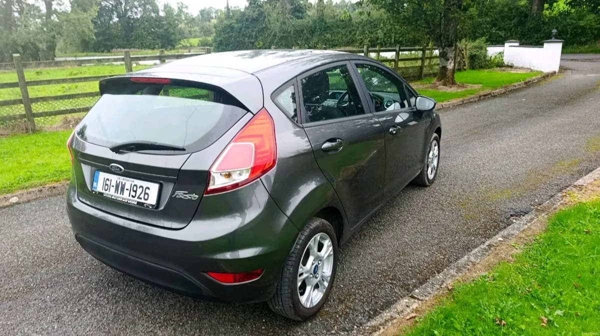 2016 Ford Fiesta Zetec Petrol - Image 6