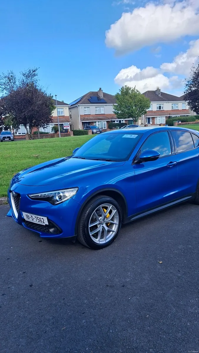 Alfa Romeo Stelvio 2018 - Image 1