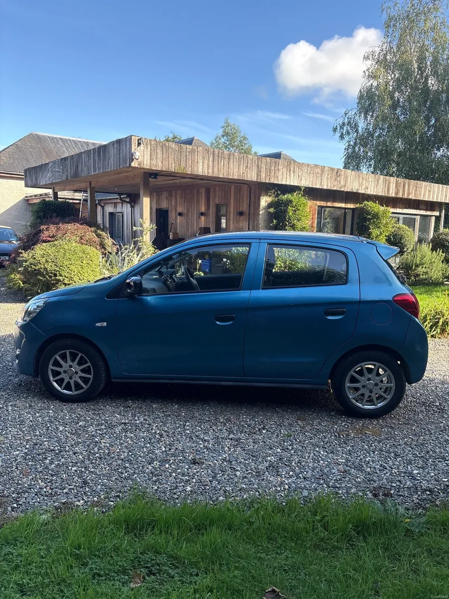 Mitsubishi Space Star 2013 - Image 2