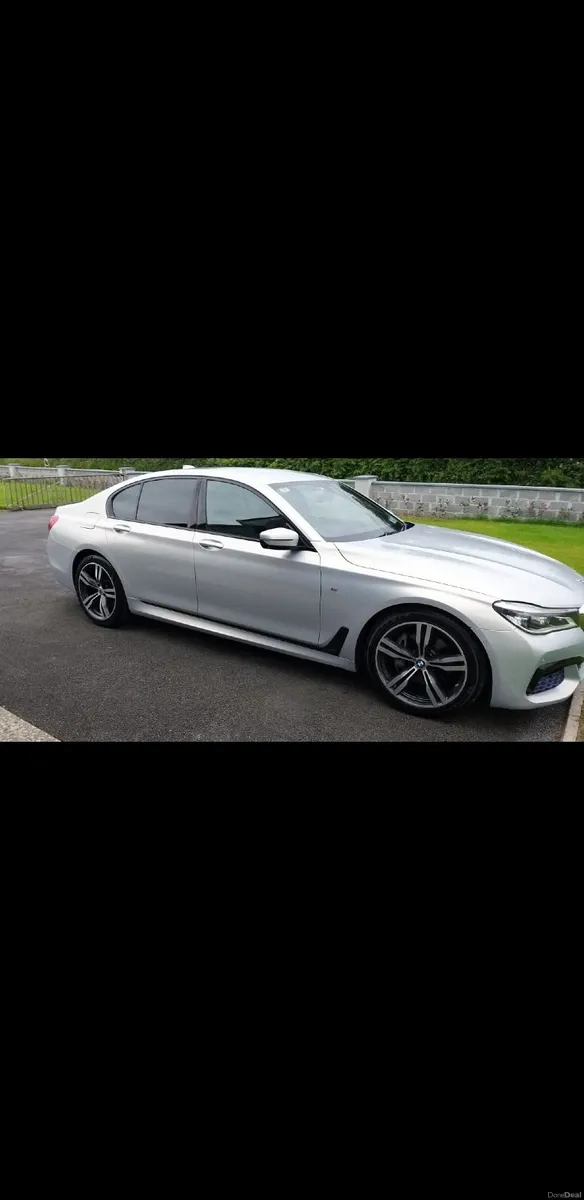 BMW 7-Series 2017 - Image 1