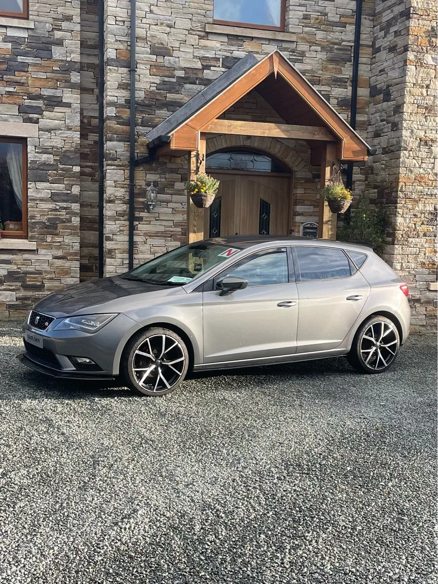 2015 SEAT Leon 1.2 TSI SE – Manual - Image 2