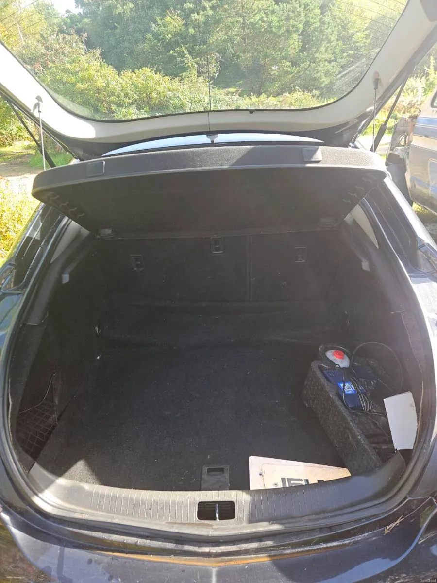 Vauxhall insignia 2.0 Diesel - Image 6