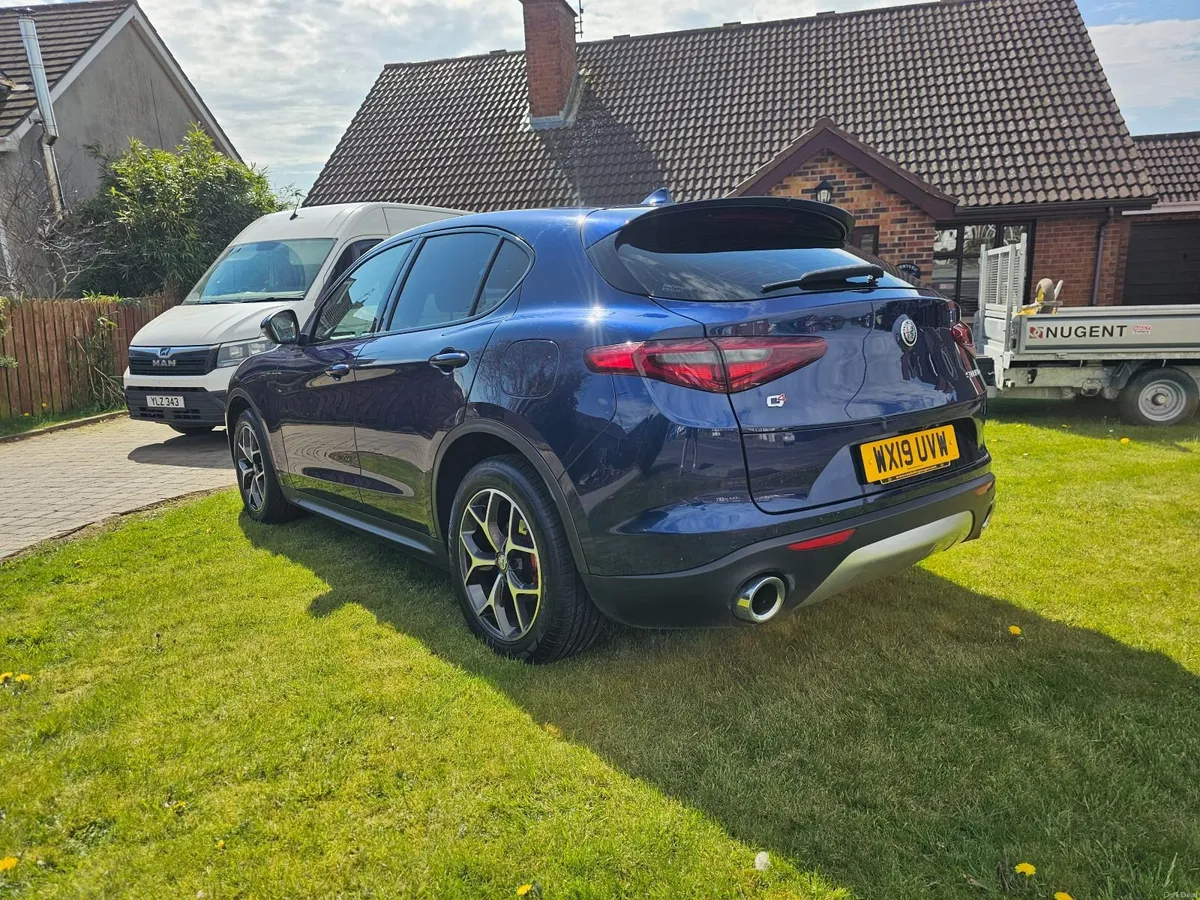 Alfa Romeo Stelvio  2019 - Image 5