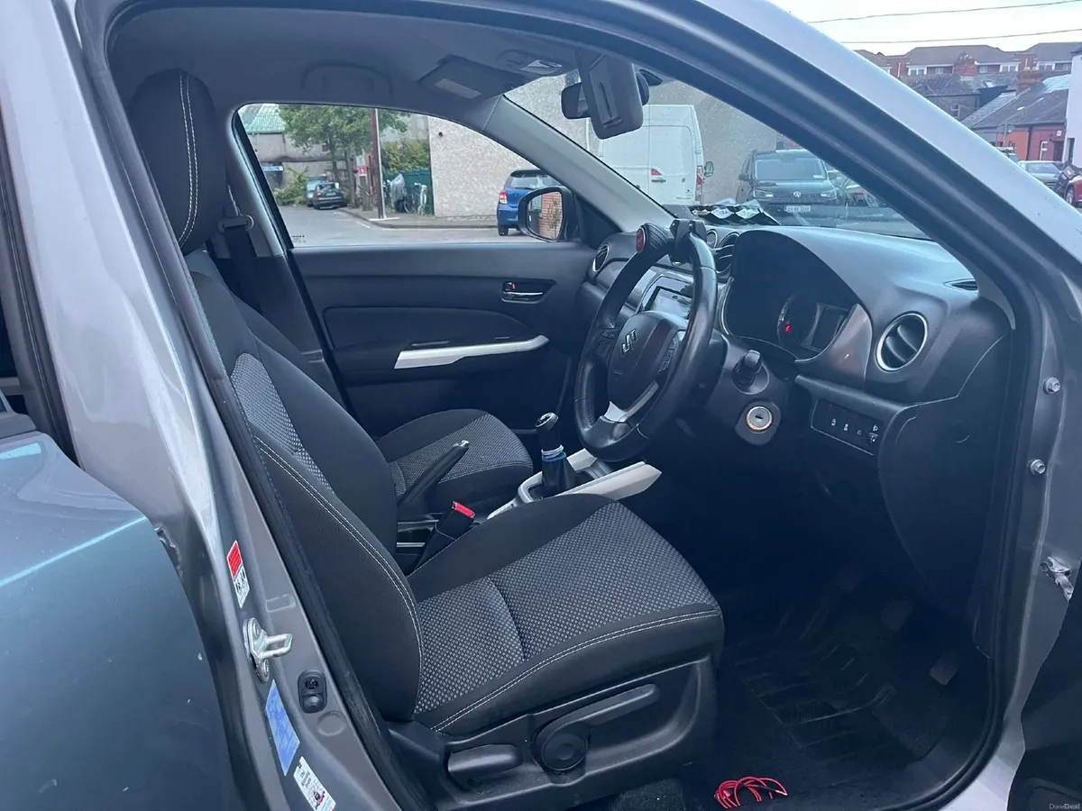Suzuki Vitara 2018 - Image 6