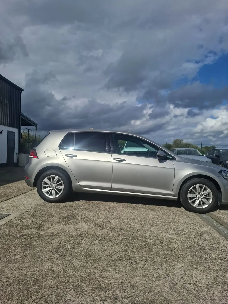 VOLKSWAGEN GOLF 1.6 TDI 21 @ OWEN RYAN MOTORS - Image 4