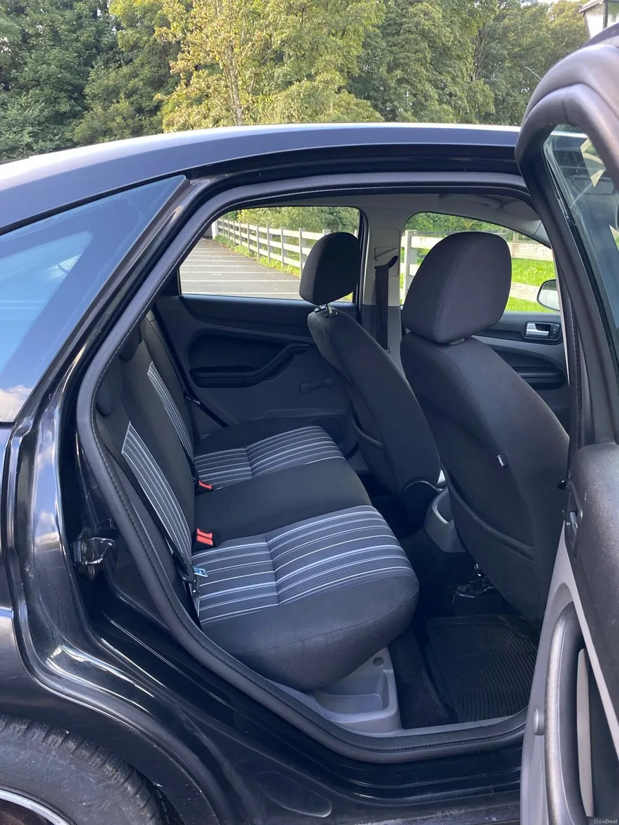 Ford focus 2009 - Image 6