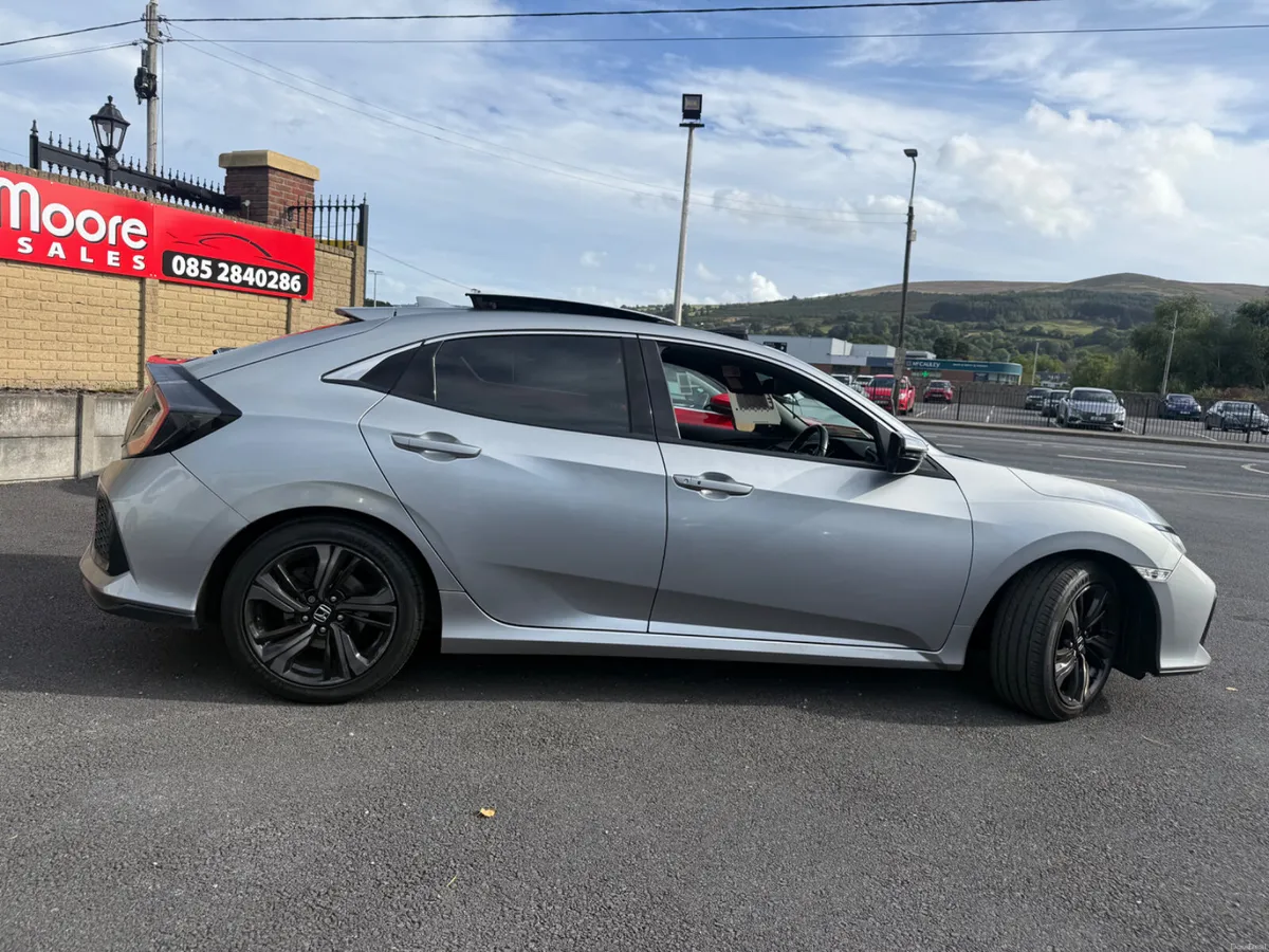 Honda Civic * AUTOMATIC - Image 4