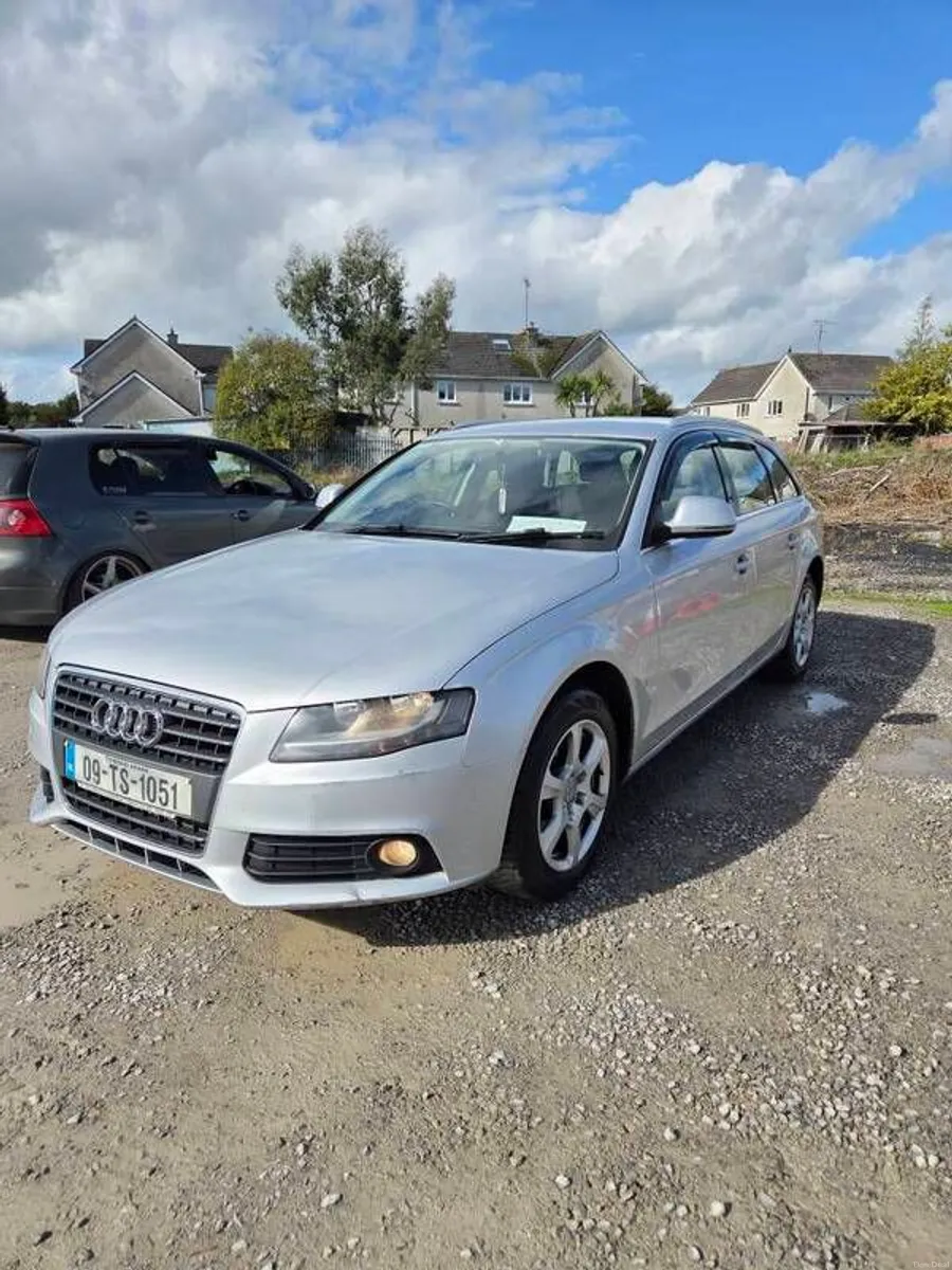 2009 Audi A4 - Image 2