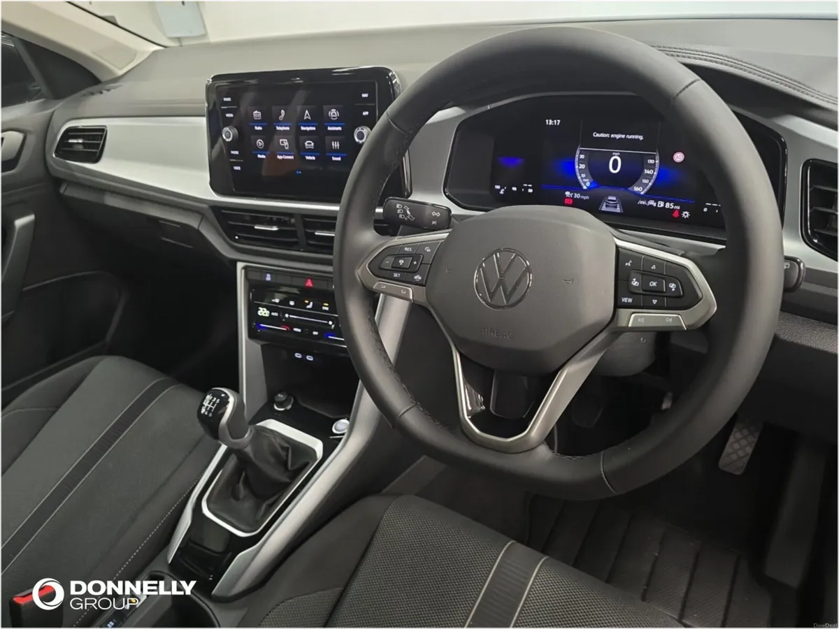 Volkswagen T-roc 1.5 TSI Match 5dr - Image 6