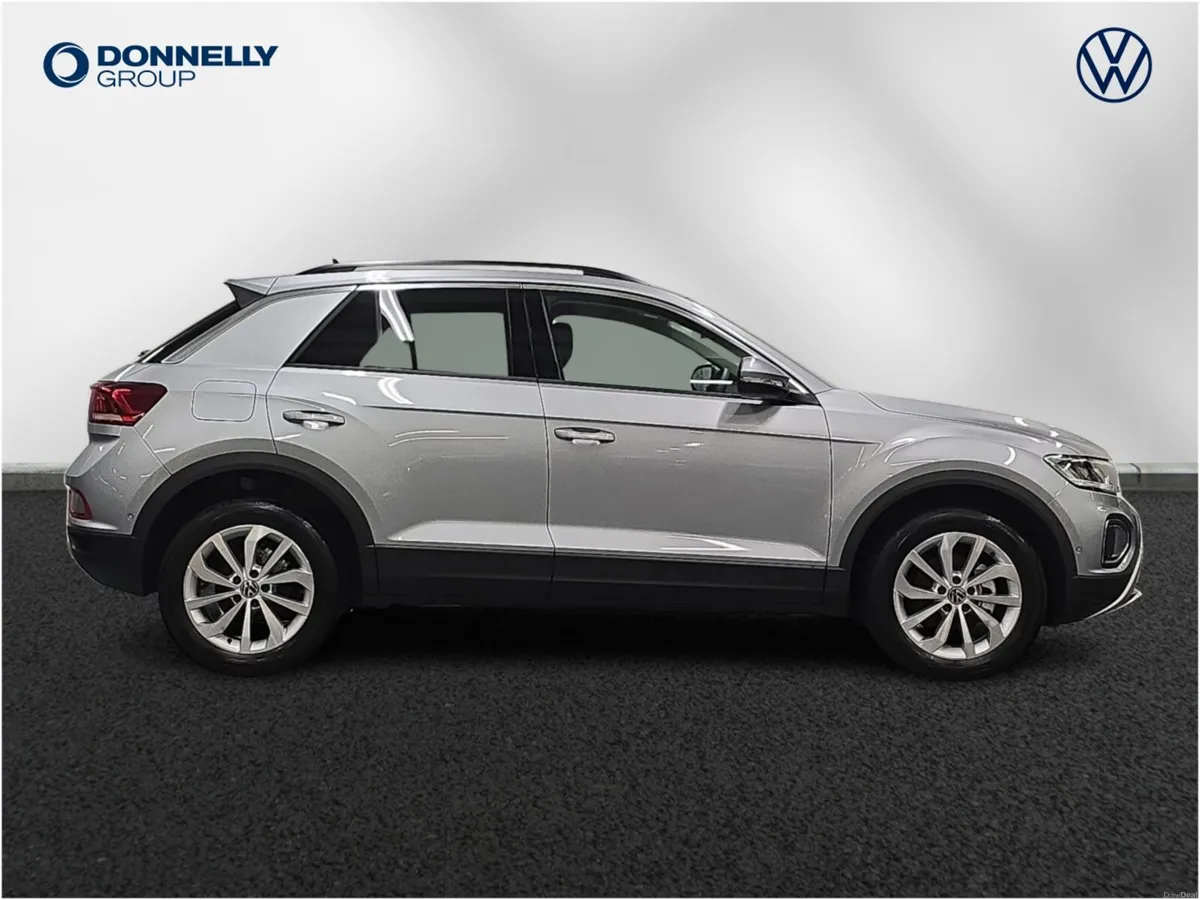 Volkswagen T-roc 1.5 TSI Match 5dr - Image 4