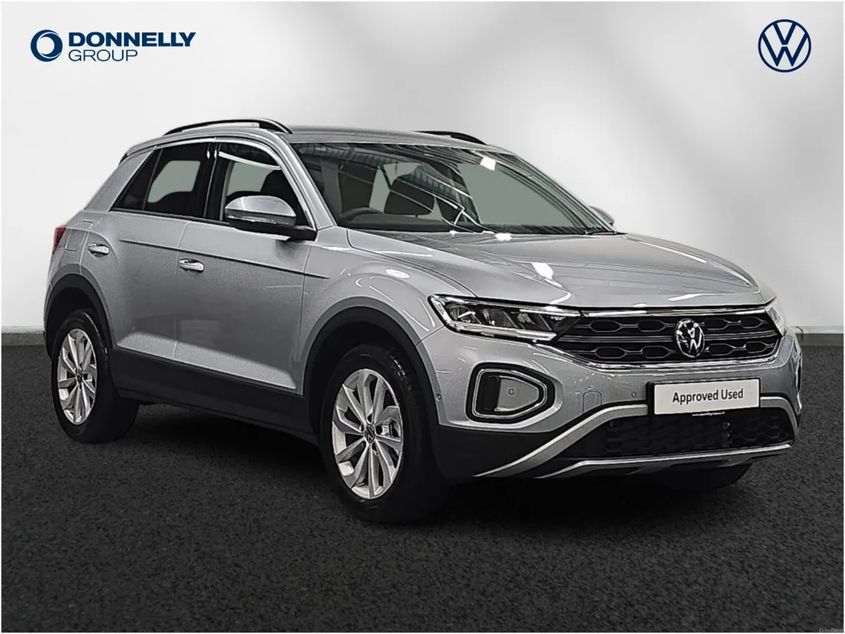 Volkswagen T-roc 1.5 TSI Match 5dr - Image 1