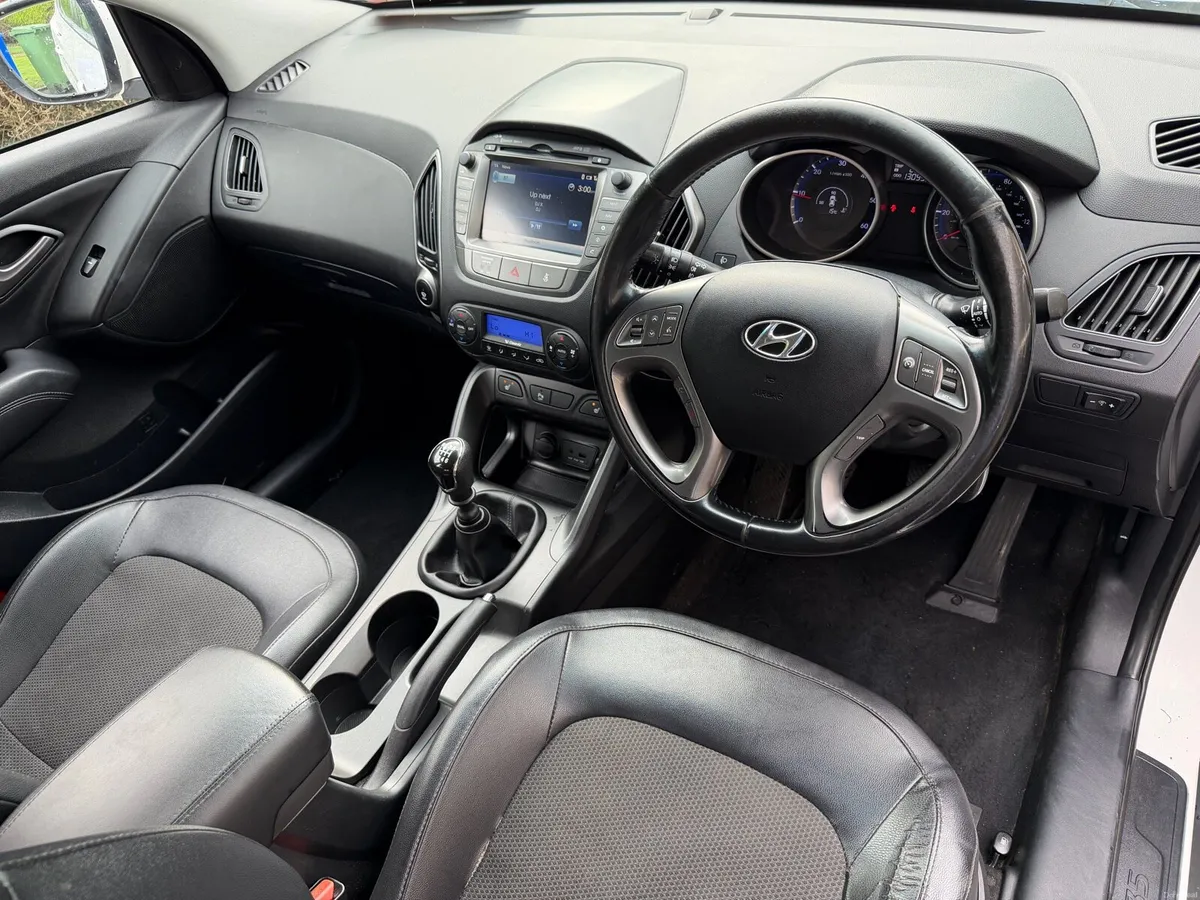 2014 Hyundai ix35 Executive - NCT 01/27 - Image 5