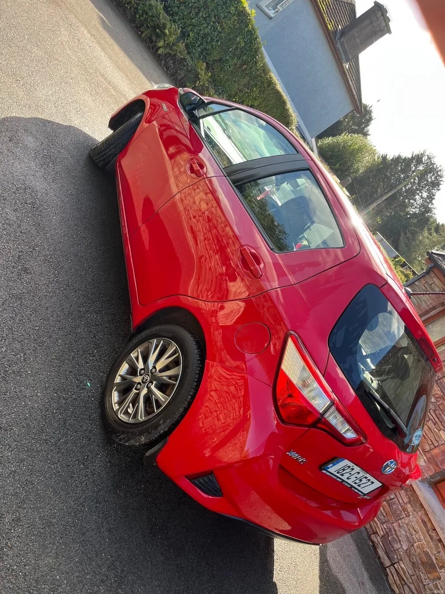 Toyota Yaris 2018 - Image 4