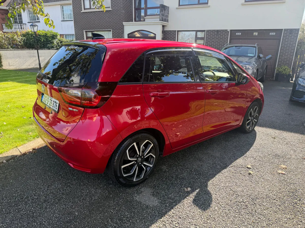 2021Honda Fit HYBRID AUTOMATIC - Image 5