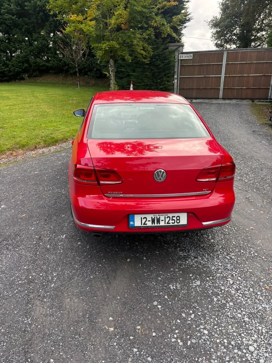 VW Passat - Image 6