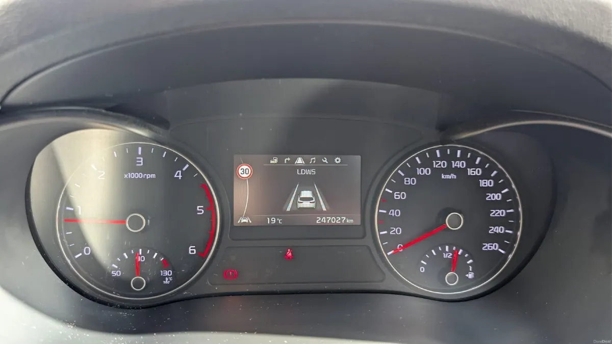 Kia Optima 2017 - Image 5