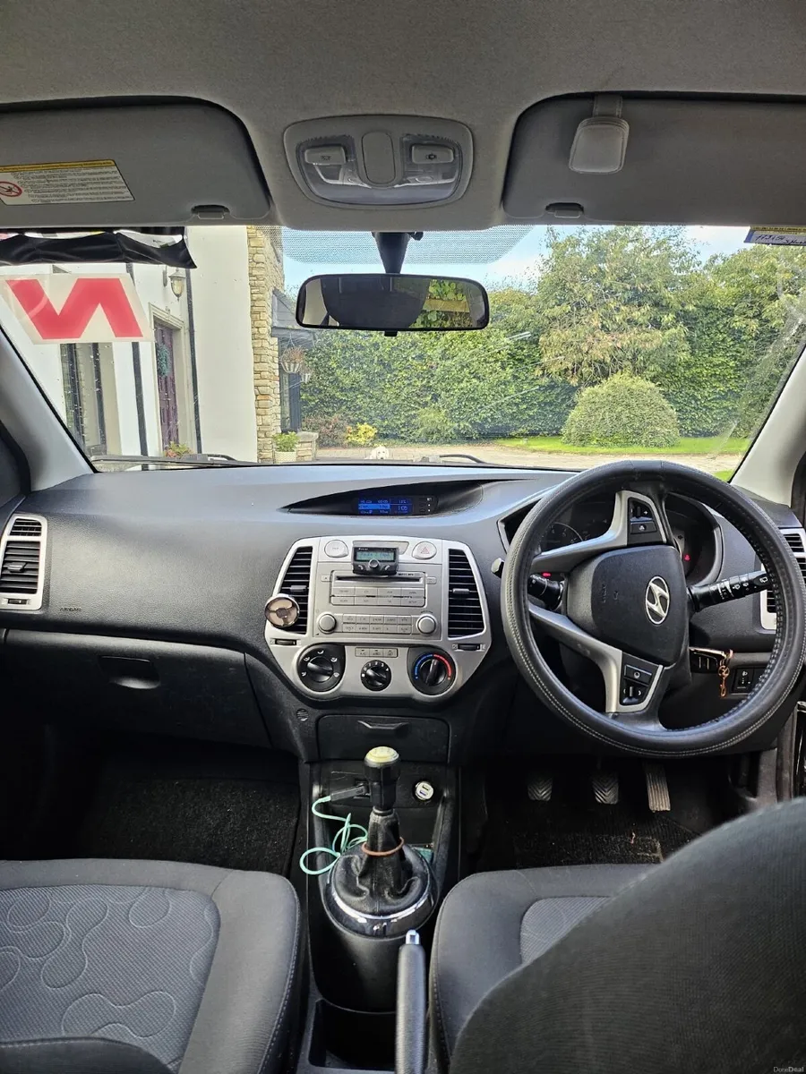 Hyundai i20 2011 - Image 6