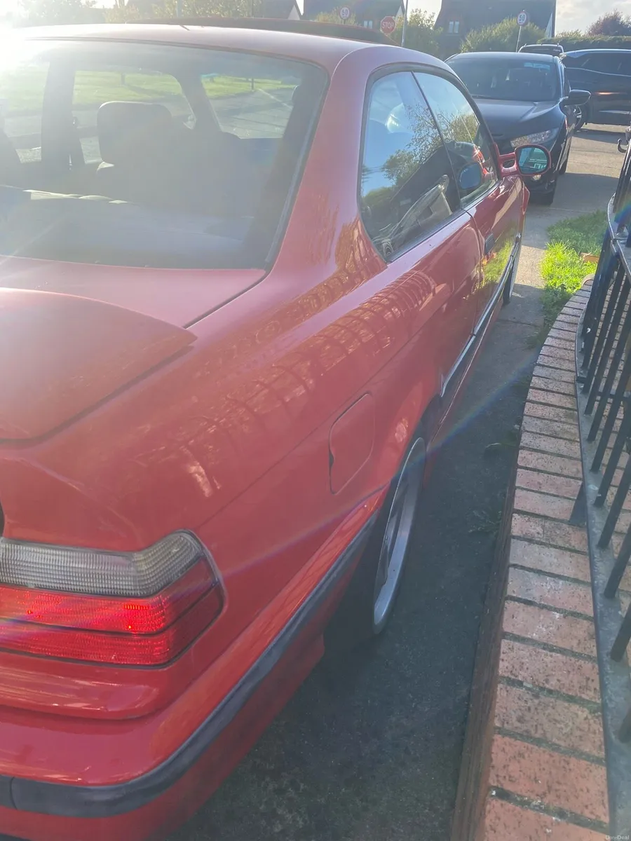 E36 - Image 5