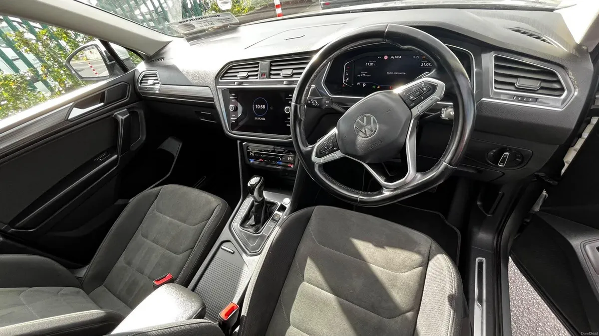 Volkswagen Tiguan 2023 - Image 5