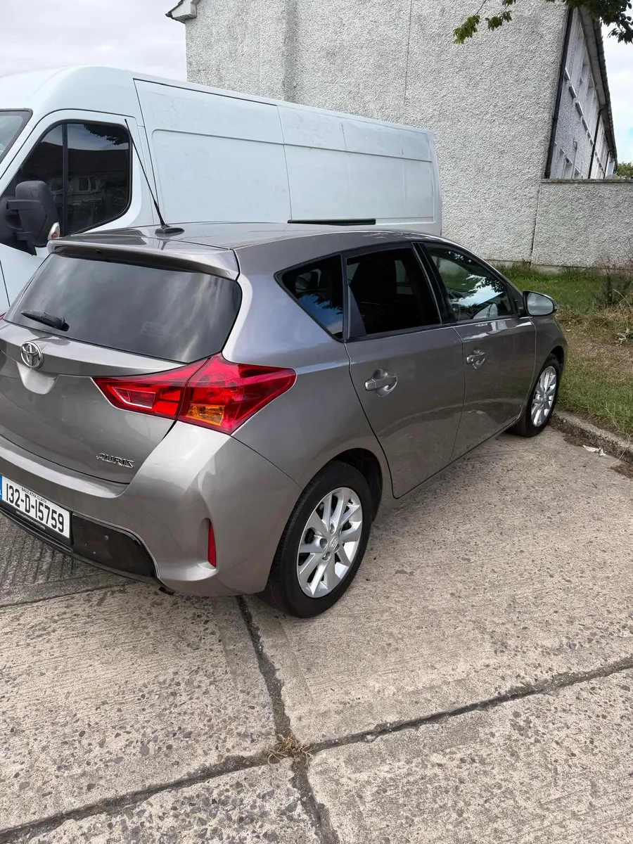 Toyota auris - Image 2