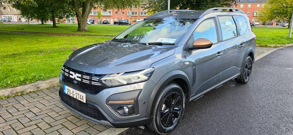 251 DACIA JOGGER EXTREME HEV 145 AUTOMATIC - Image 2