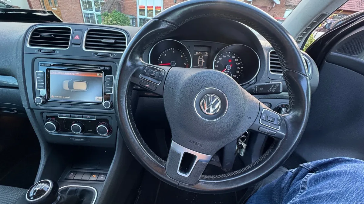 Vw GOLF - Image 5