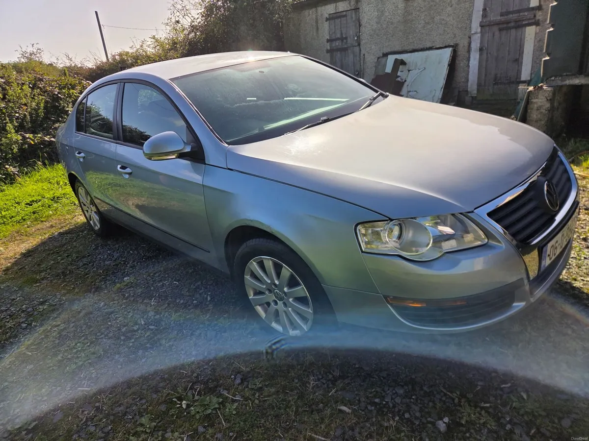 Volkswagen Passat 2006 - Image 4