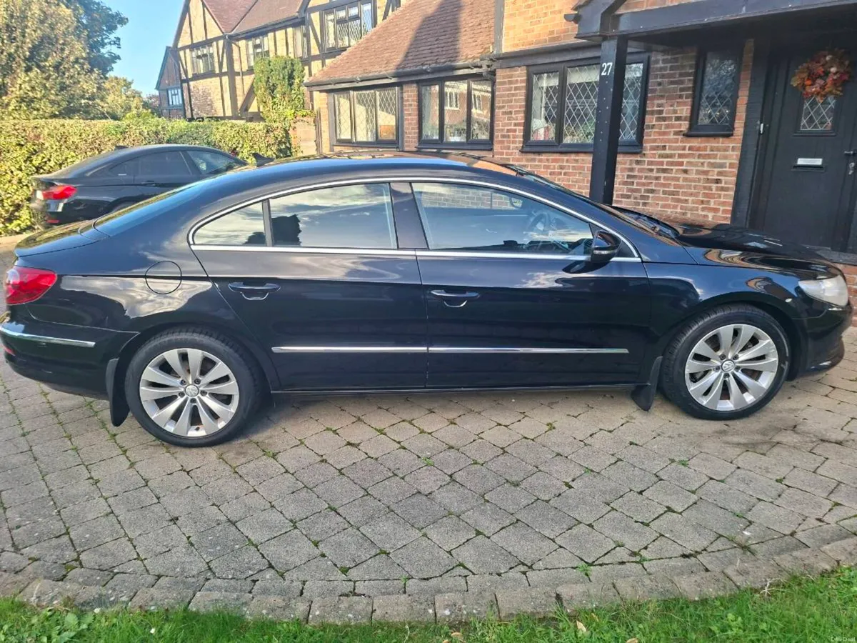 VOLKSWAGON PASSAT CC 2.0TDI AUTOMATIC  2011 - Image 2