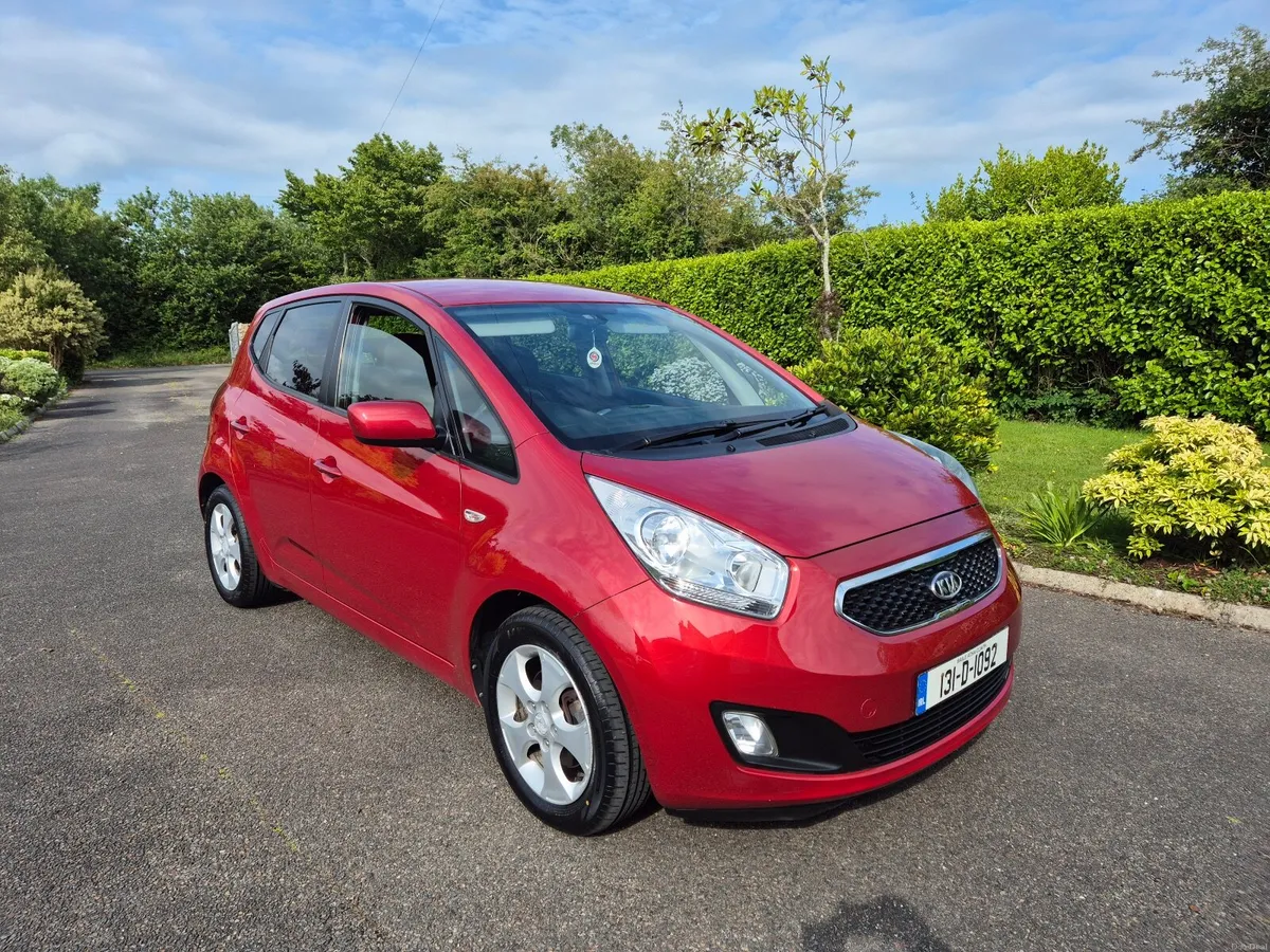 Kia Venga 2013 - Image 2