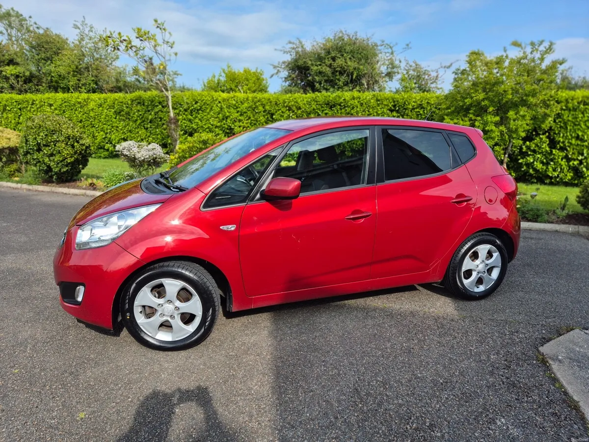 Kia Venga 2013 - Image 4