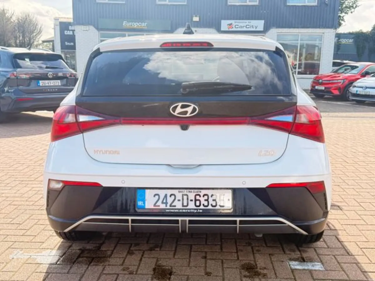 Hyundai i20 Deluxe Plus - Image 6
