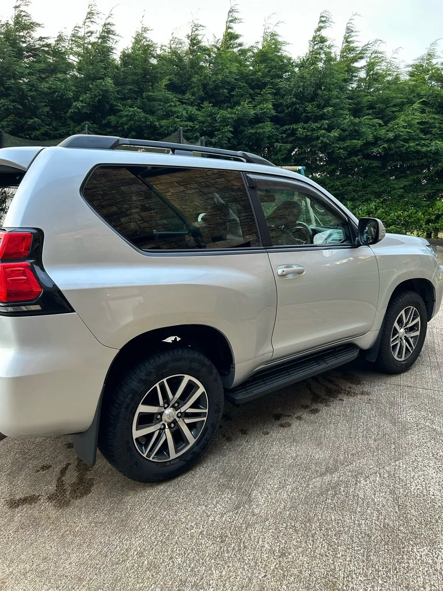 Toyota Landcruiser - Image 1