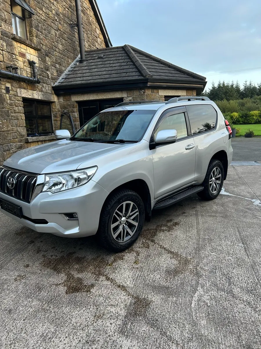 Toyota Landcruiser - Image 4