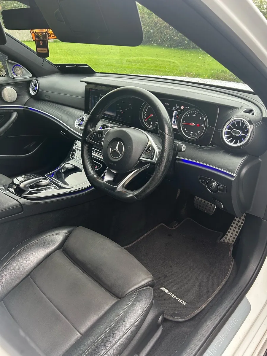 Mercedes E-Class AMG - Image 6