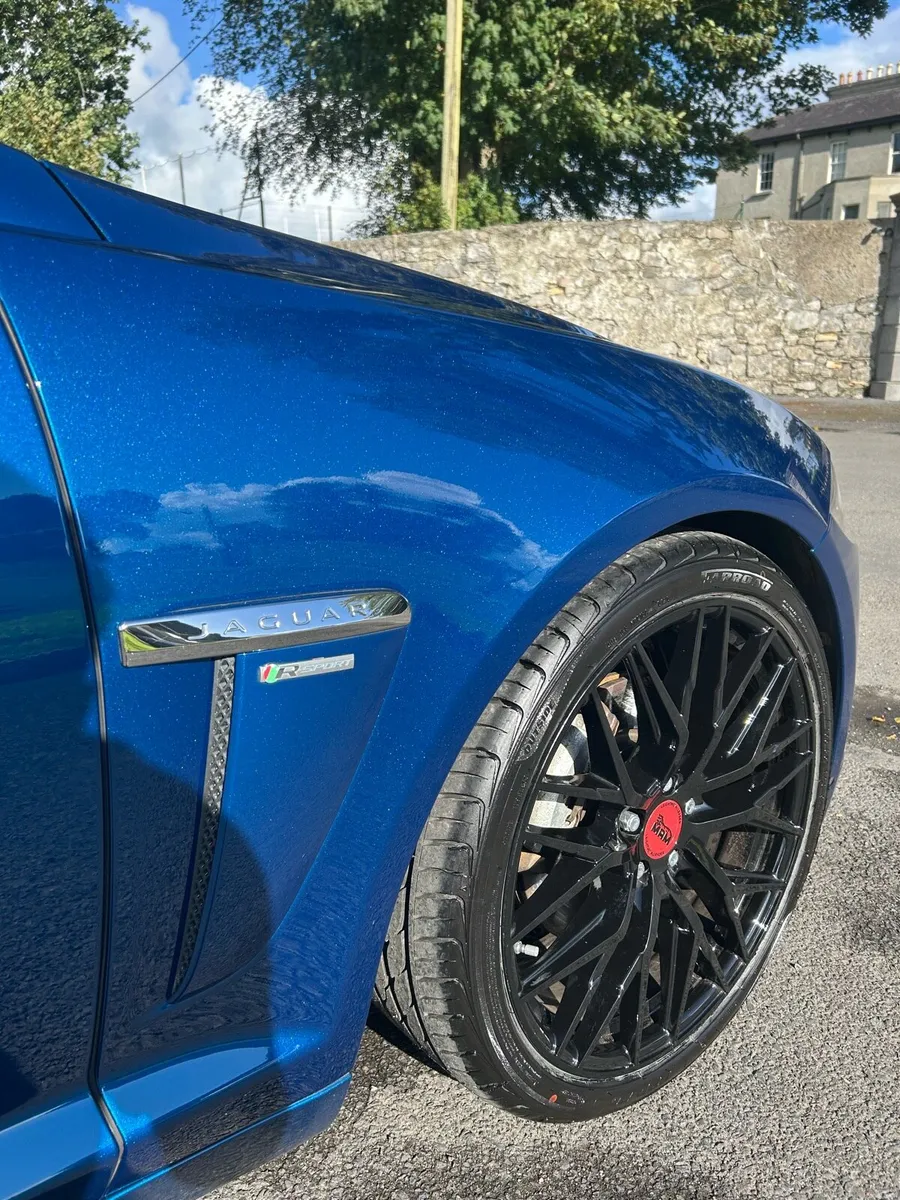 151 Jaguar XF R-Sport Black Edition 2.2d 245bhp - Image 6