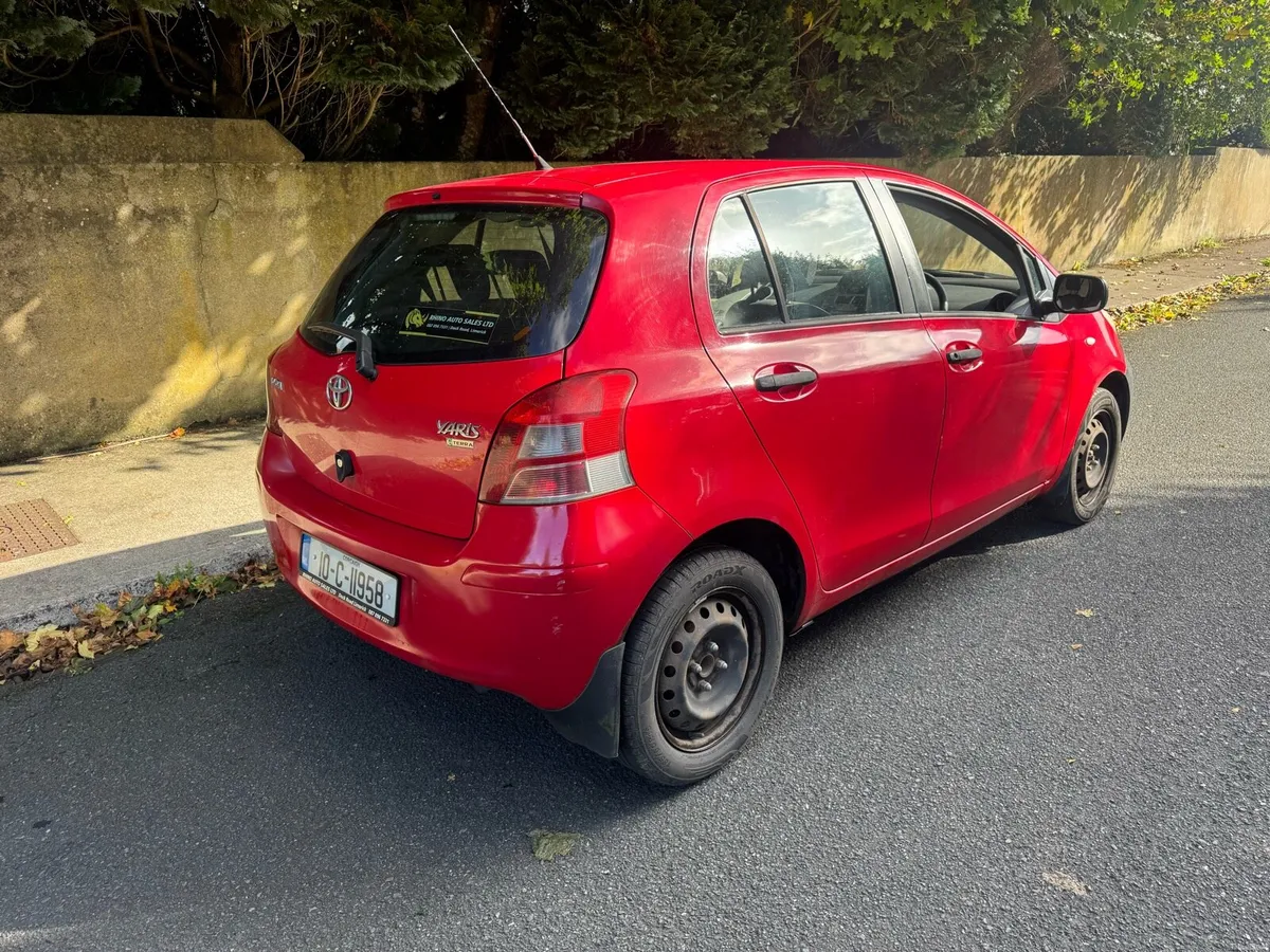 Toyota Yaris - Image 3