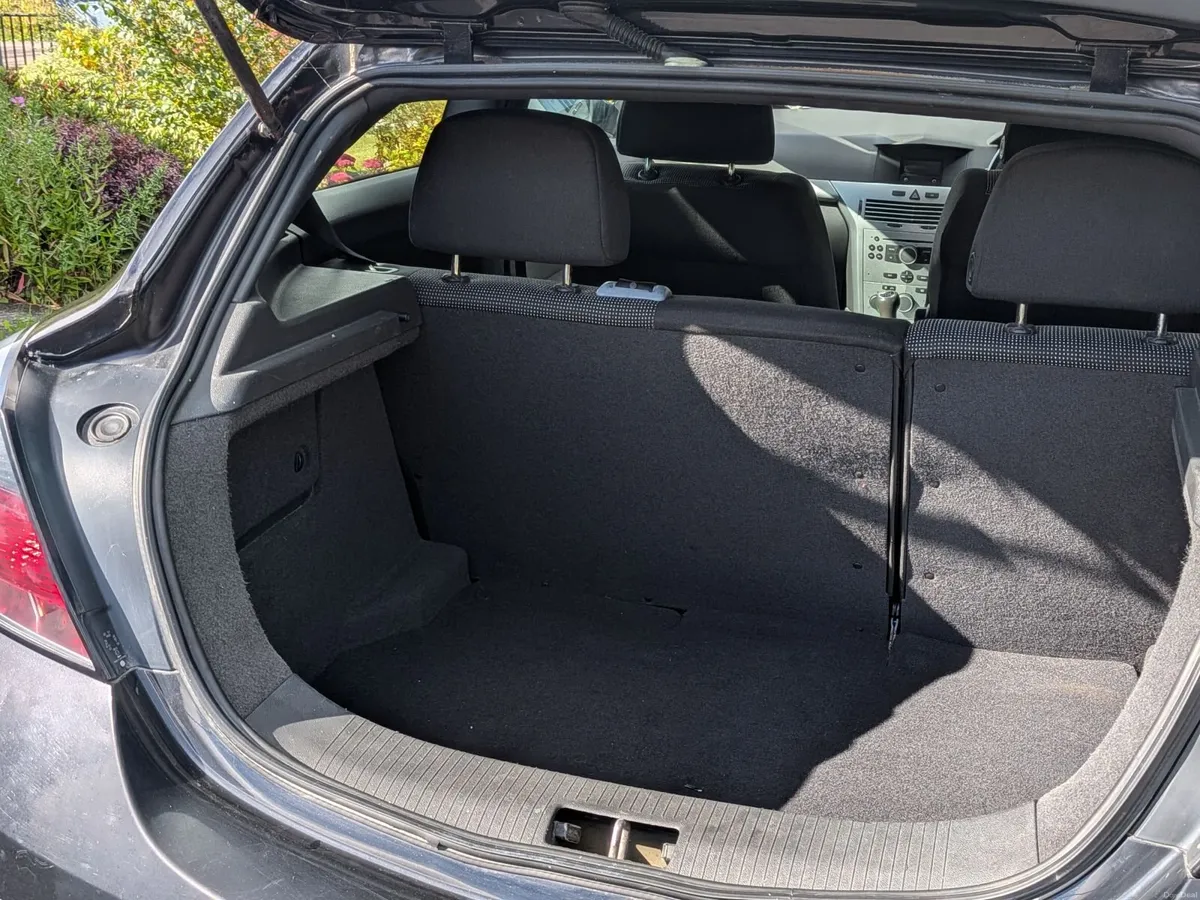 Opel Astra 2006 - Image 4