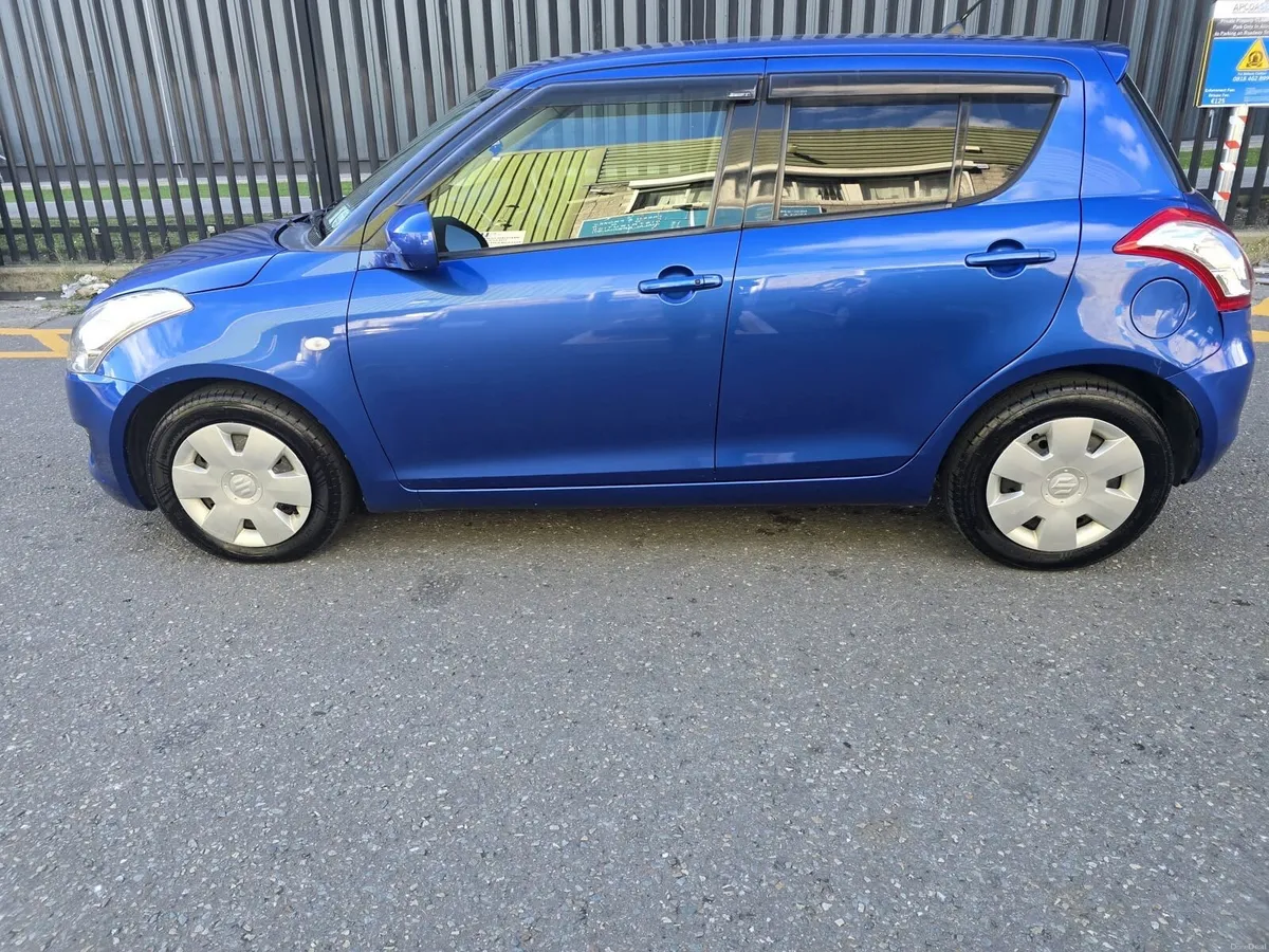 2012 Suzuki Swift - Image 4