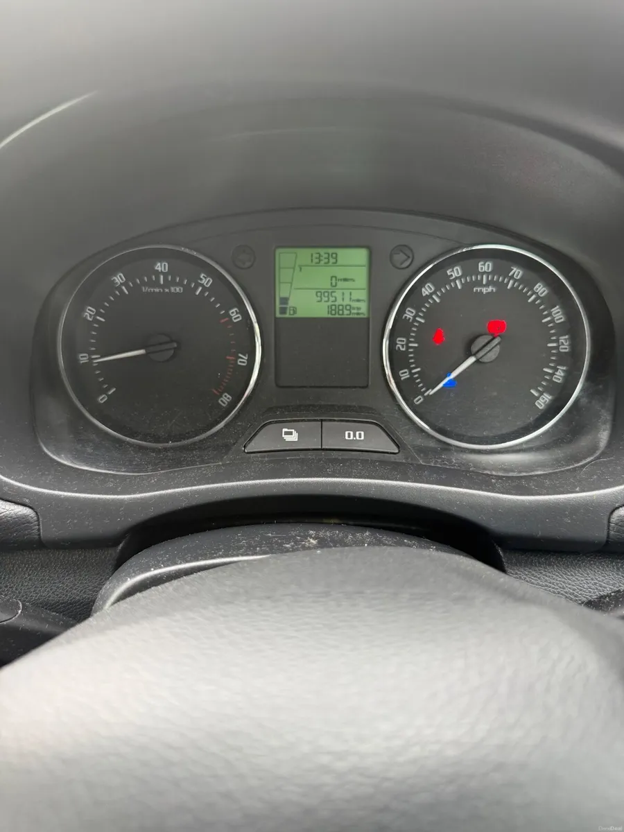Skoda Fabia 2013 - Image 2
